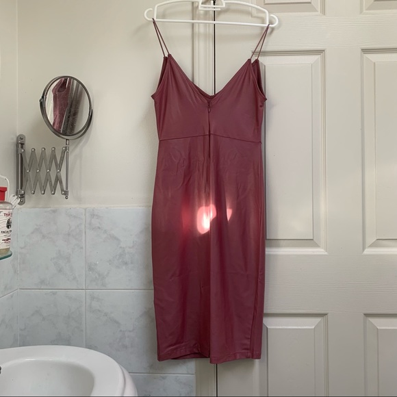 Dusty pink dress - Picture 2 of 3